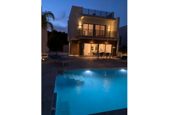 Перепродажа - Вилла - San Miguel de Salinas - Inland