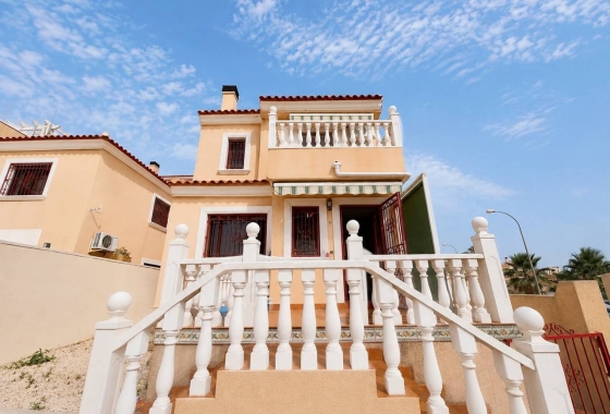 Перепродажа - Вилла - Orihuela Costa - Costa Blanca