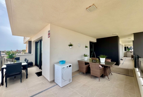 Перепродажа - Квартира - Orihuela Costa - Punta Prima