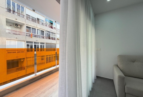 Перепродажа - Квартира - Torrevieja - Estacion De Autobuses