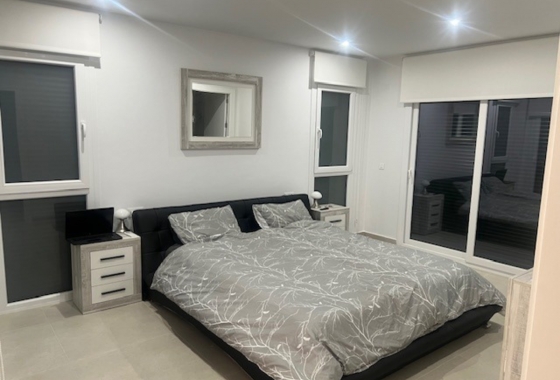 Перепродажа - Вилла - Los Montesinos - Costa Blanca