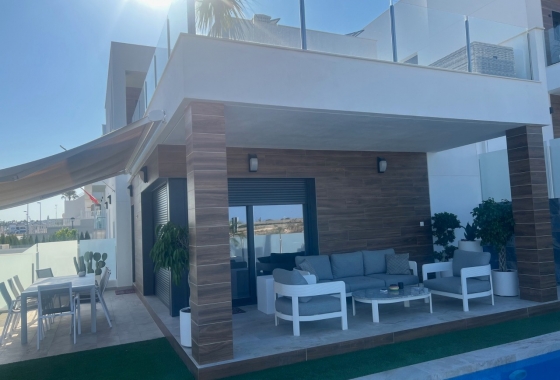 Перепродажа - Вилла - Los Montesinos - Costa Blanca