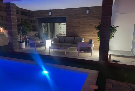 Перепродажа - Вилла - Los Montesinos - Costa Blanca
