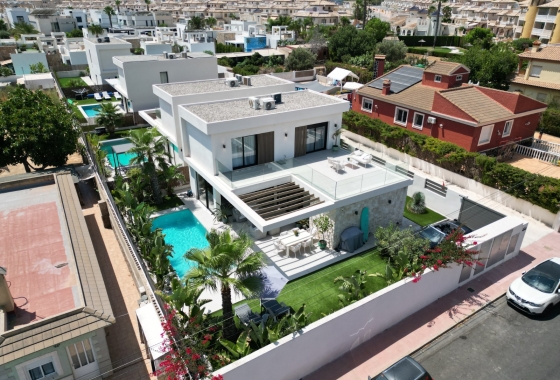 Revente - Villa - Orihuela Costa - Costa Blanca