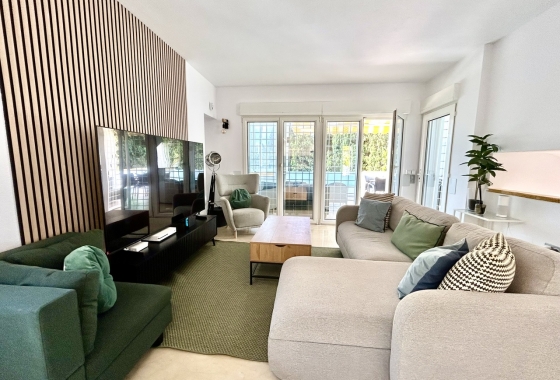 Revente - Villa - Orihuela Costa - Costa Blanca