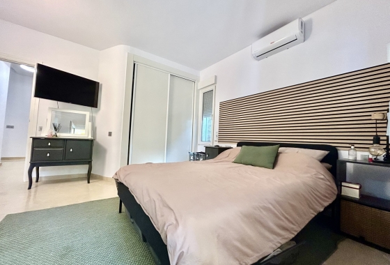 Revente - Villa - Orihuela Costa - Costa Blanca