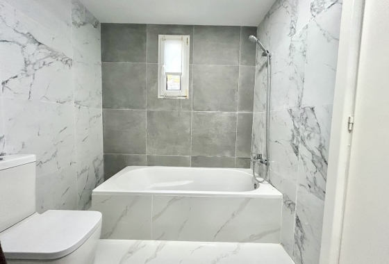 Revente - Villa - Orihuela Costa - Costa Blanca