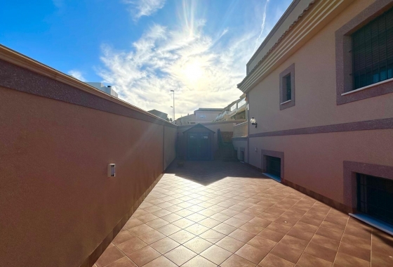 Revente - Maison de ville - Torrevieja - La Siesta