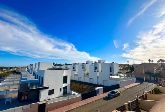 Revente - Maison de ville - Torrevieja - La Siesta