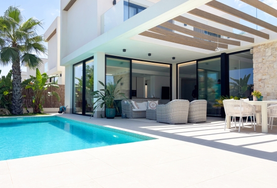 Revente - Villa - Orihuela Costa - Costa Blanca