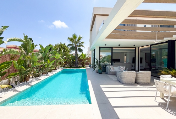Revente - Villa - Orihuela Costa - Costa Blanca