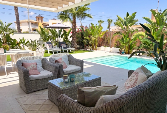 Revente - Villa - Orihuela Costa - Costa Blanca