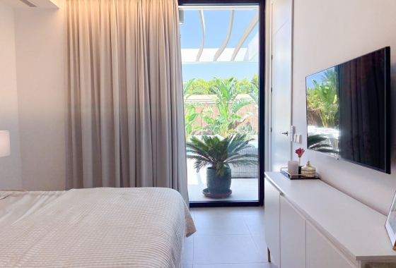 Revente - Villa - Orihuela Costa - Costa Blanca