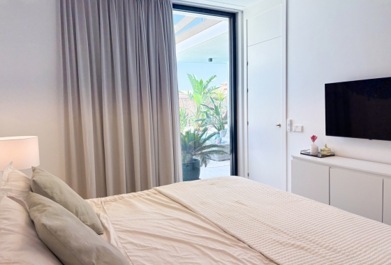 Revente - Villa - Orihuela Costa - Costa Blanca
