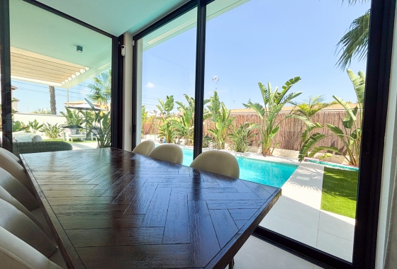Revente - Villa - Orihuela Costa - Costa Blanca