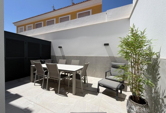 Herverkoop - Herenhuis - Torre de la Horadada - Costa Blanca