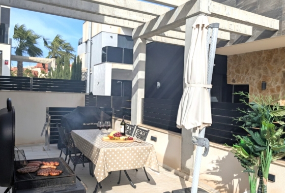 Herverkoop - Villa - Orihuela Costa - Costa Blanca