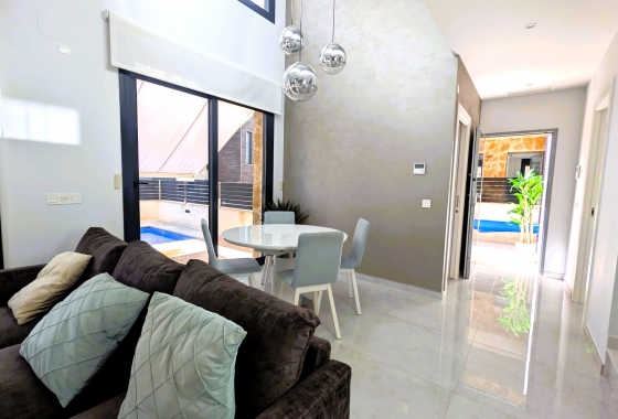 Herverkoop - Villa - Orihuela Costa - Costa Blanca