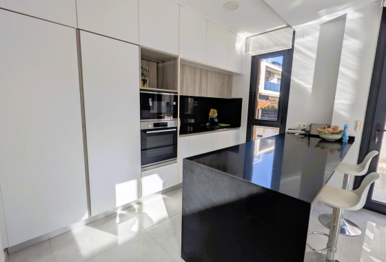 Herverkoop - Villa - Orihuela Costa - Costa Blanca