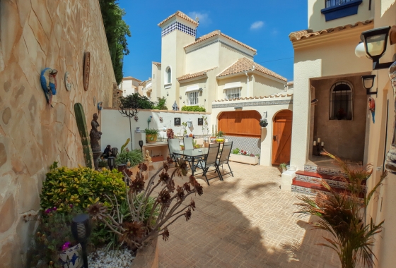 Herverkoop - Villa - Orihuela Costa - Costa Blanca