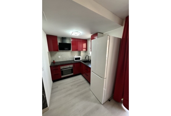 Resale - Apartment / flat - Torrevieja - Centro