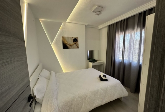 Resale - Apartment / flat - Torrevieja - Centro