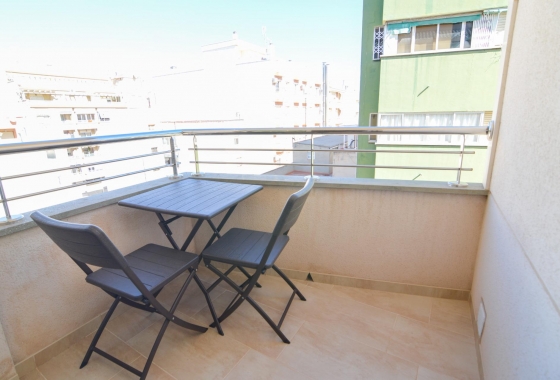 Resale - Apartment / flat - Torrevieja - Playa del Cura
