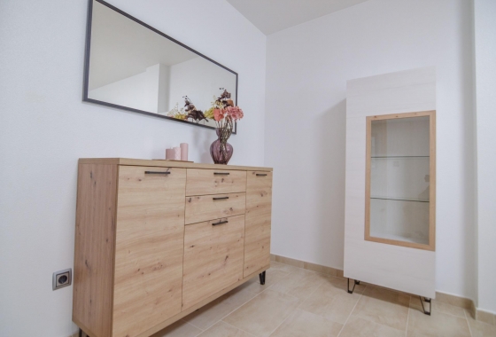 Resale - Apartment / flat - Torrevieja - Playa del Cura