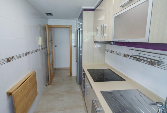 Resale - Apartment / flat - Torrevieja - Playa del Cura