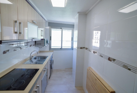 Resale - Apartment / flat - Torrevieja - Playa del Cura