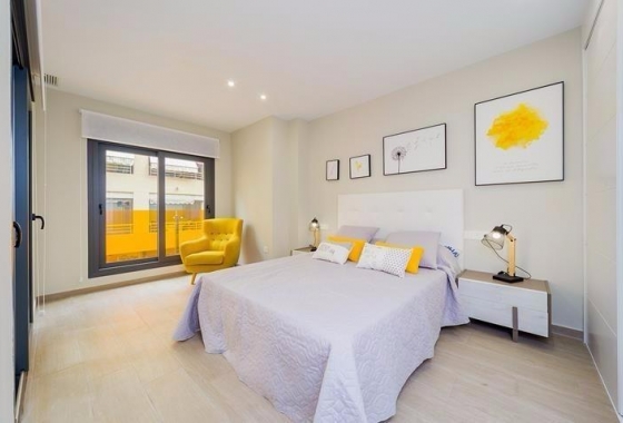 Resale - Apartment / flat - Torrevieja - La Mata