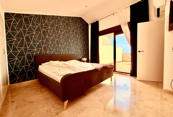 Resale - Apartment / flat - Orihuela Costa - Las Ramblas