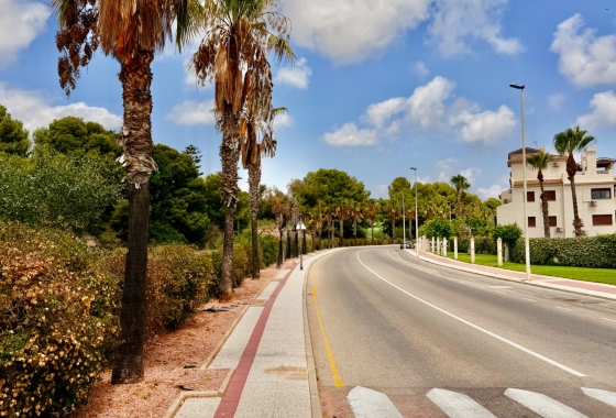 Resale - Apartment / flat - Orihuela Costa - Las Ramblas