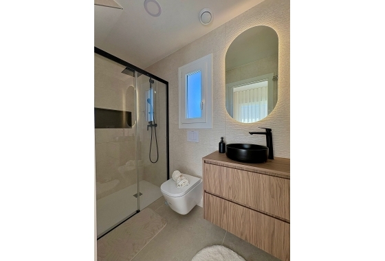 Obra nueva - Chalet - Roldan