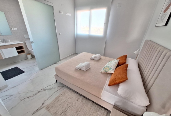 Resale - Apartment / flat - Orihuela Costa - Punta Prima