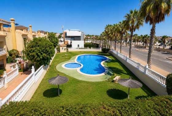 Resale - Apartment / flat - Orihuela Costa - Costa Blanca