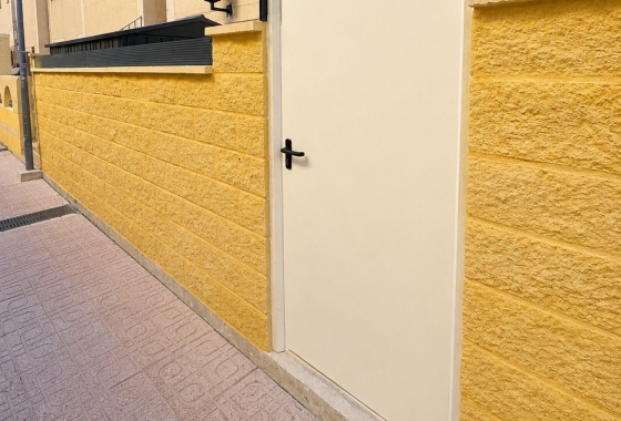 Resale - Bungalow - Torrevieja - Carrefour