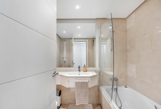 Resale - Apartment / flat - Orihuela - Las Colinas