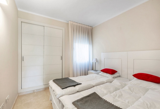Resale - Apartment / flat - Orihuela - Las Colinas