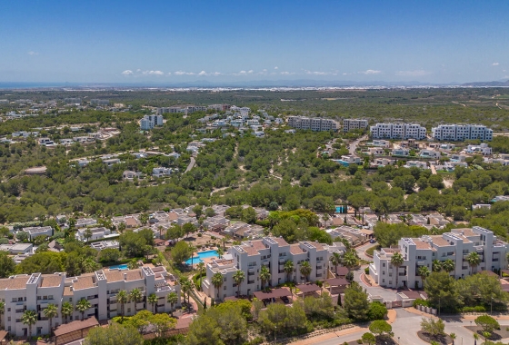 Resale - Apartment / flat - Orihuela - Las Colinas