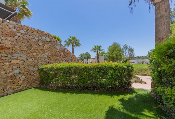 Resale - Apartment / flat - Orihuela - Las Colinas
