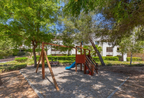 Resale - Apartment / flat - Orihuela - Las Colinas