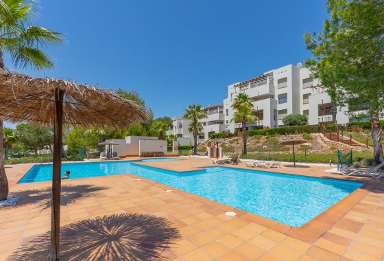 Resale - Apartment / flat - Orihuela - Las Colinas