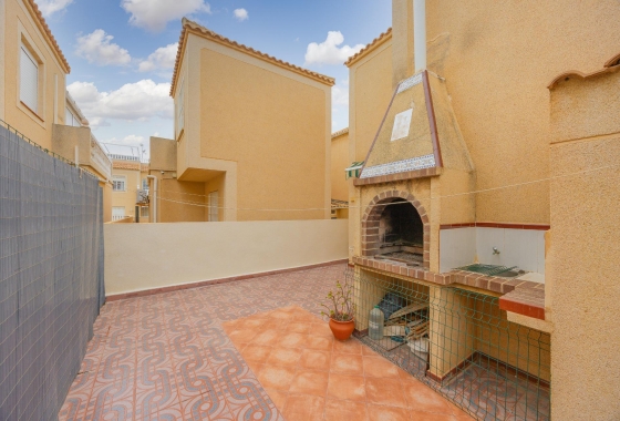 Перепродажа - Вилла - Torrevieja - El Limonar