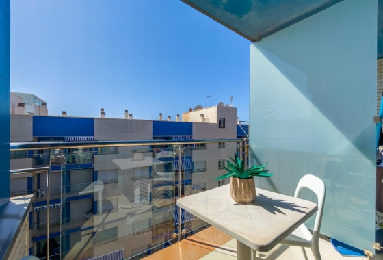 Resale - Apartment / flat - Torrevieja - Playa de los Locos