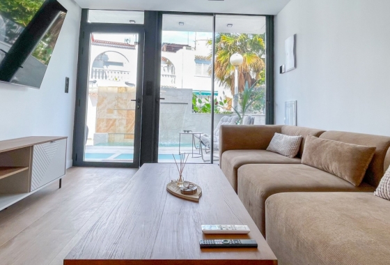 Resale - Townhouse - Torrevieja - Costa Blanca