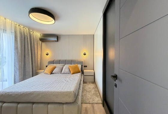 Resale - Villa - Torrevieja - Punta Prima