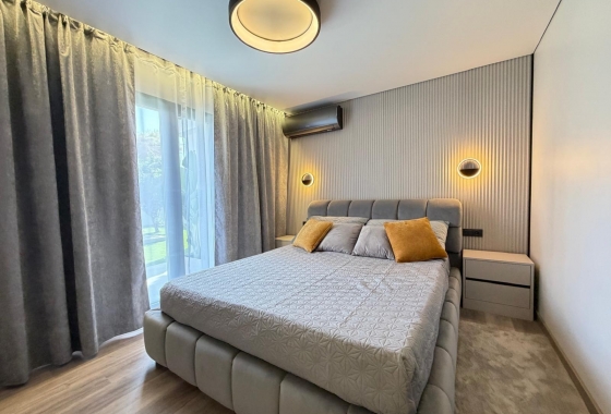 Resale - Villa - Torrevieja - Punta Prima