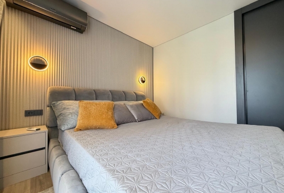 Resale - Villa - Torrevieja - Punta Prima
