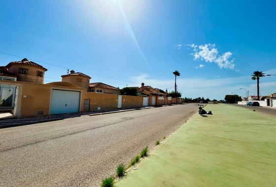 Återförsäljning - Villa - Torrevieja - Costa Blanca